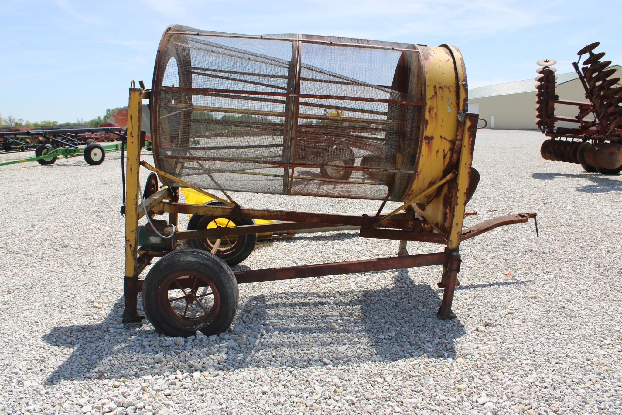  Snowco 3672 Grain Cleaner