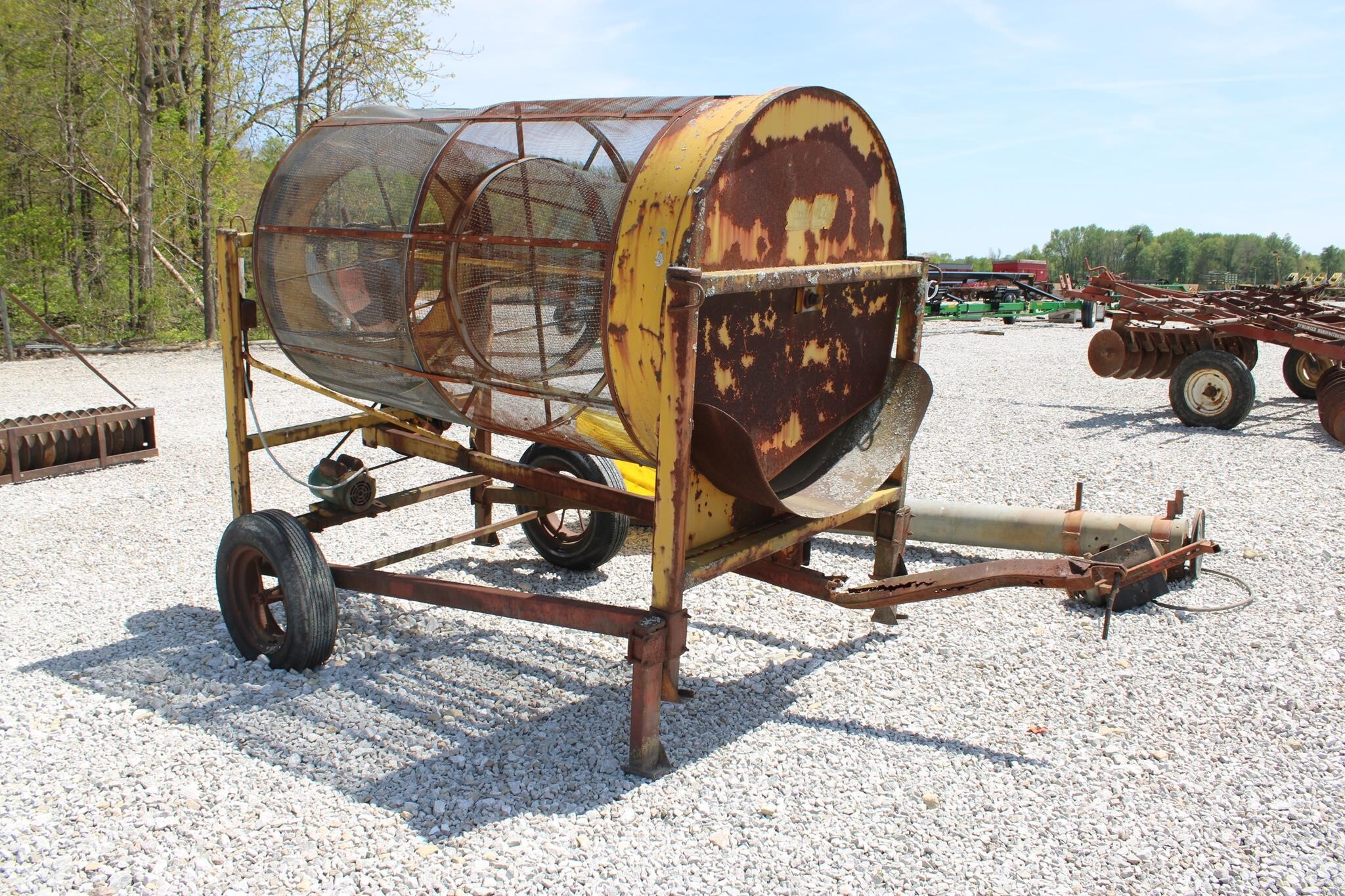  Snowco 3672 Grain Cleaner
