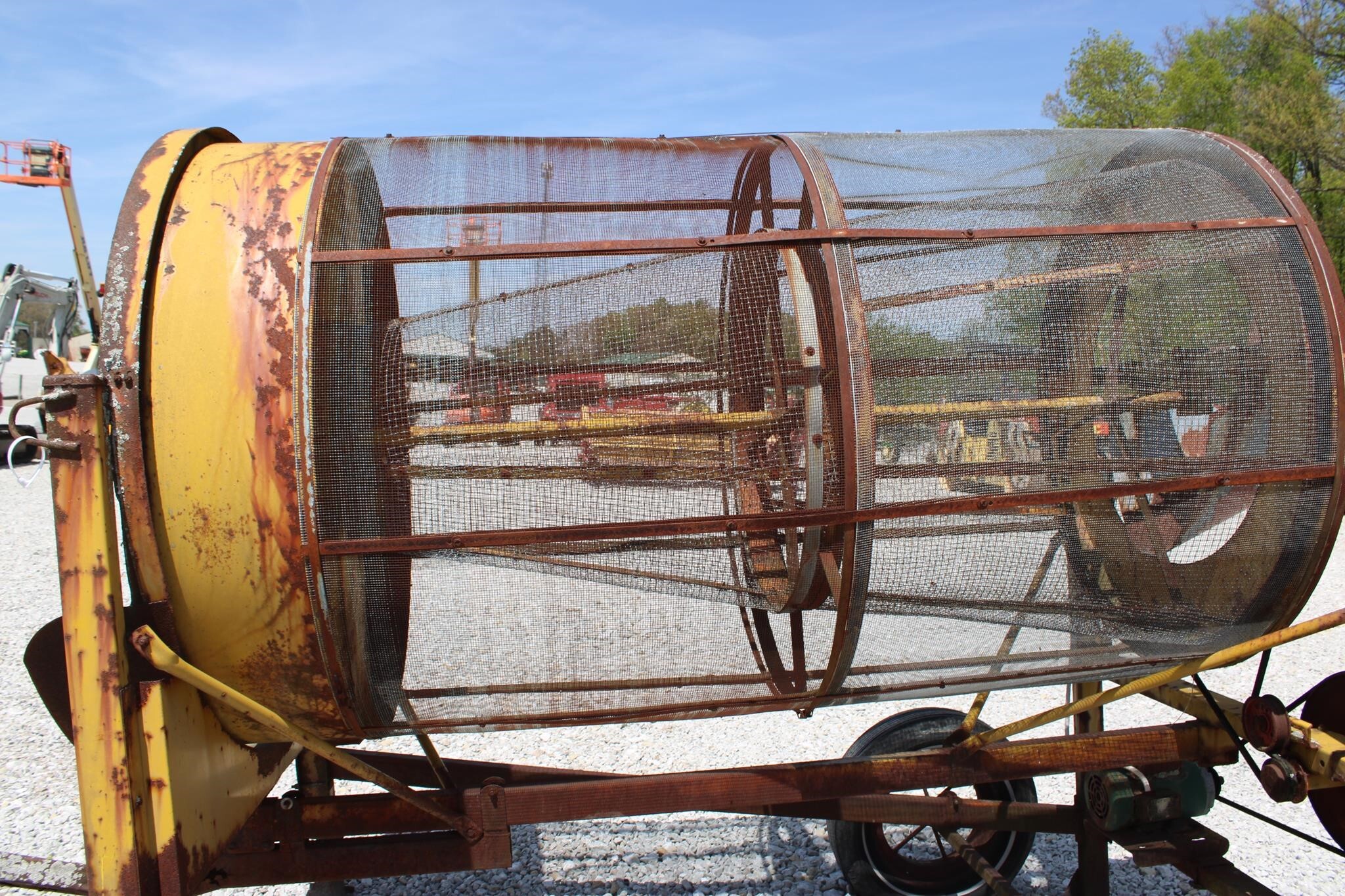  Snowco 3672 Grain Cleaner