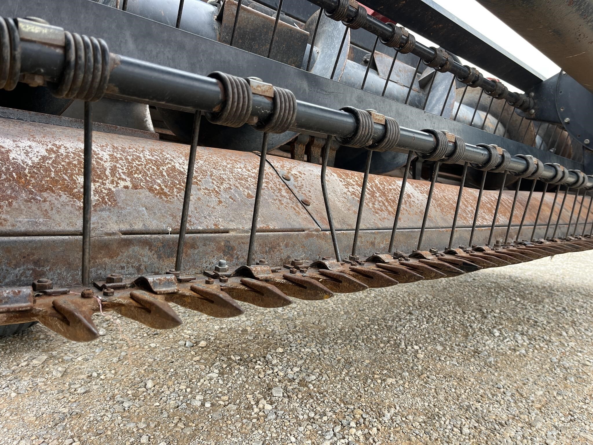 2001 MacDon 5010 Pull-Type Windrowers and Swather