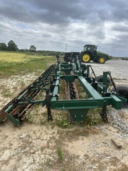 2020 ECS 12R38 Cultivator