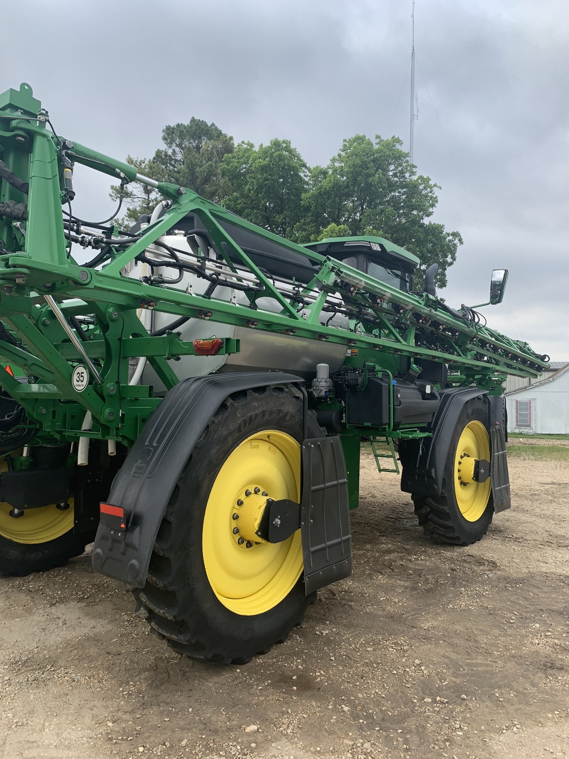 2023 John Deere 612R Self-Propelled Sprayer