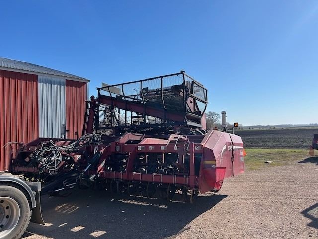 2012 Amity 2700 Beet Equipment