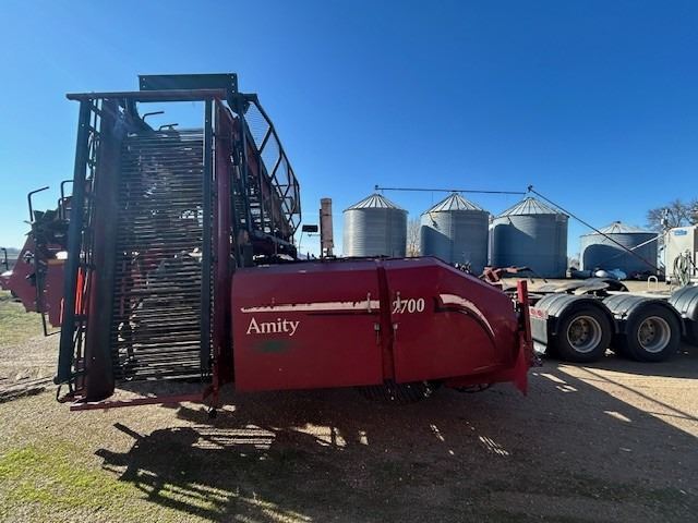 2012 Amity 2700 Beet Equipment