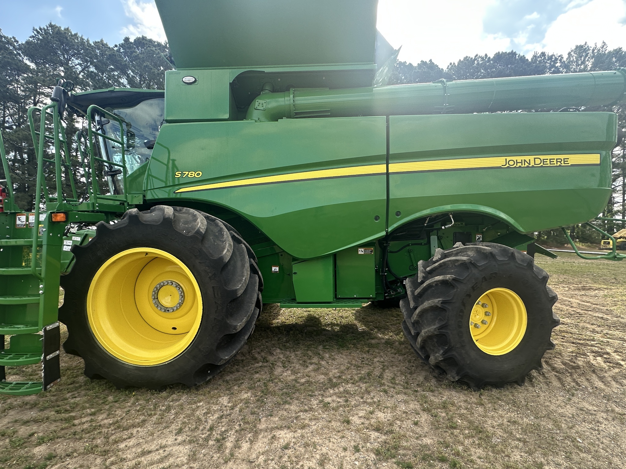 2024 John Deere S780 Combine