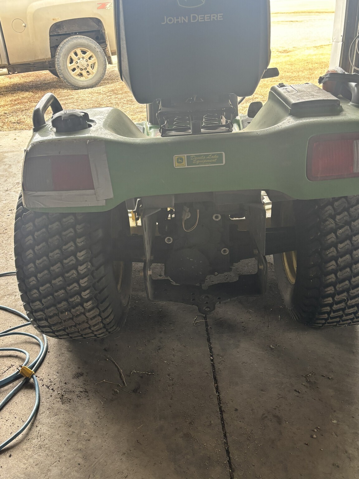 2009 John Deere X720 Lawn Mower