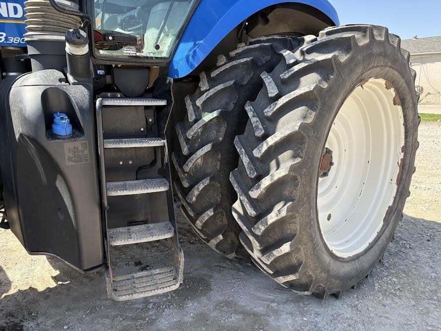2017 New Holland T8.380 Tractor