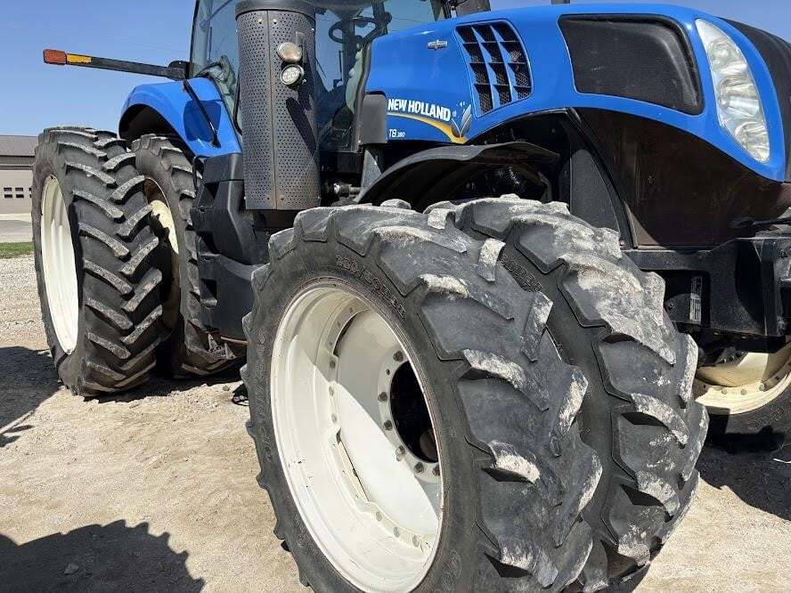 2017 New Holland T8.380 Tractor