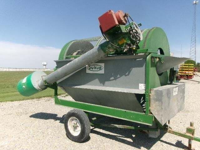 2011 Sukup 48 Grain Cleaner