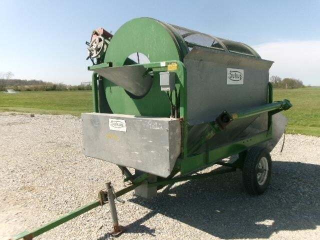 2011 Sukup 48 Grain Cleaner
