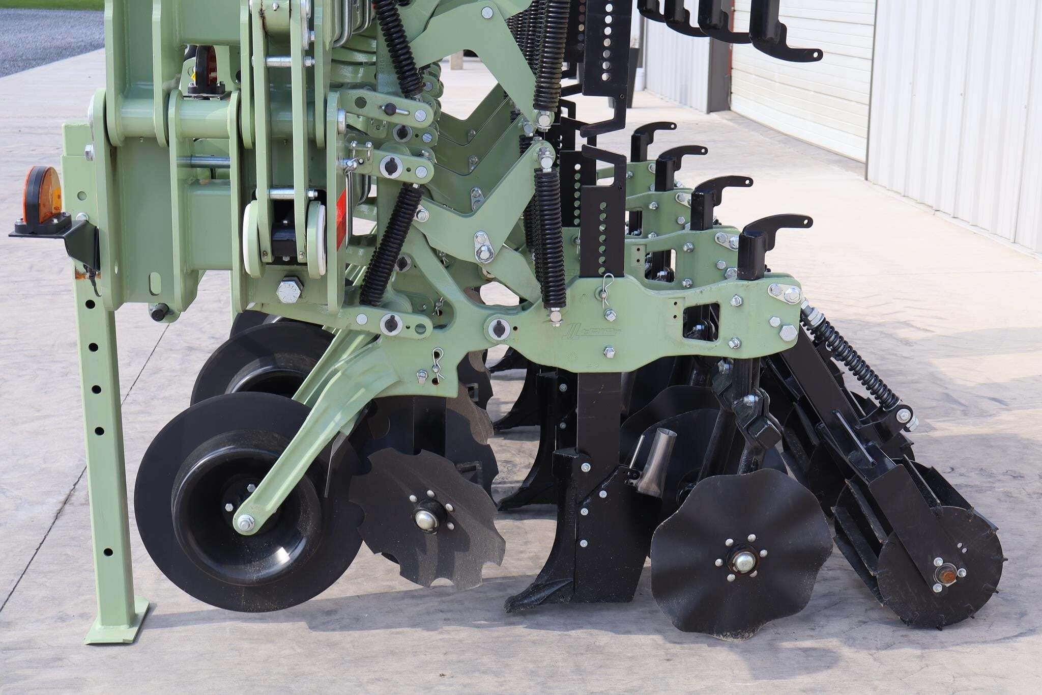 2026 Orthman 1tRIPr Strip-Till