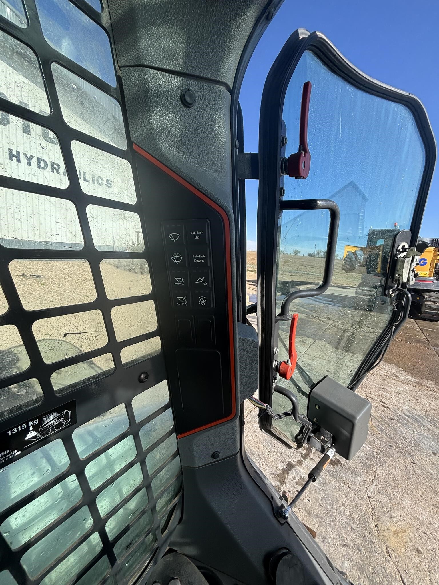 2021 Bobcat T76 Skid Steer