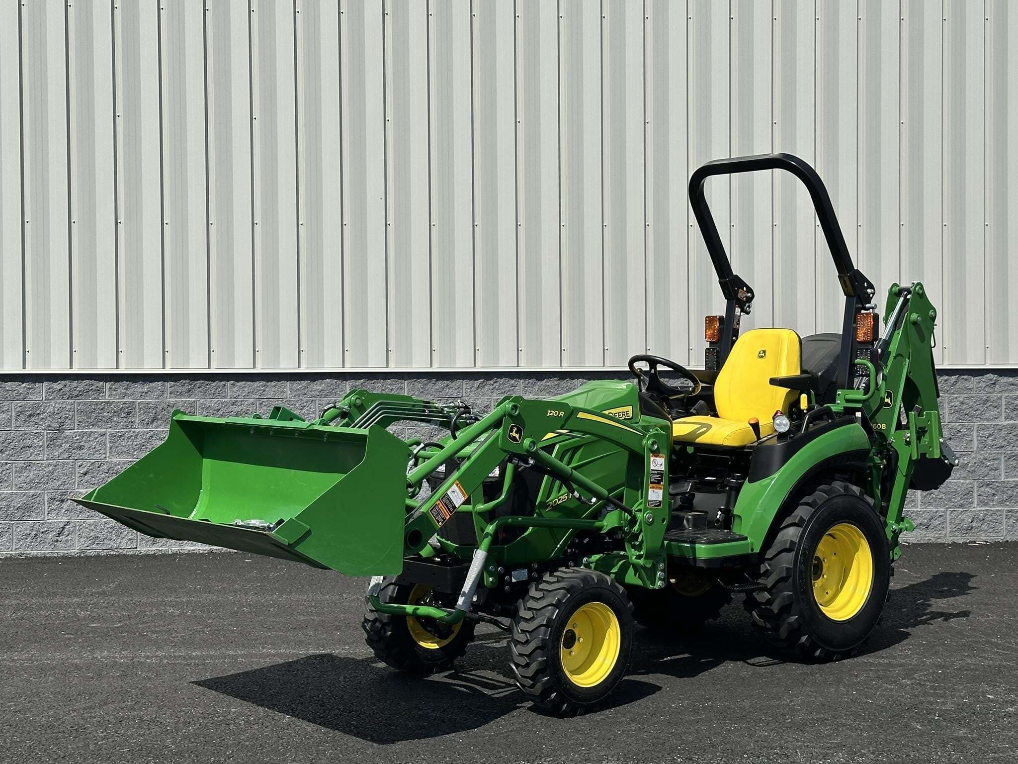 2025 John Deere 2025R Tractor