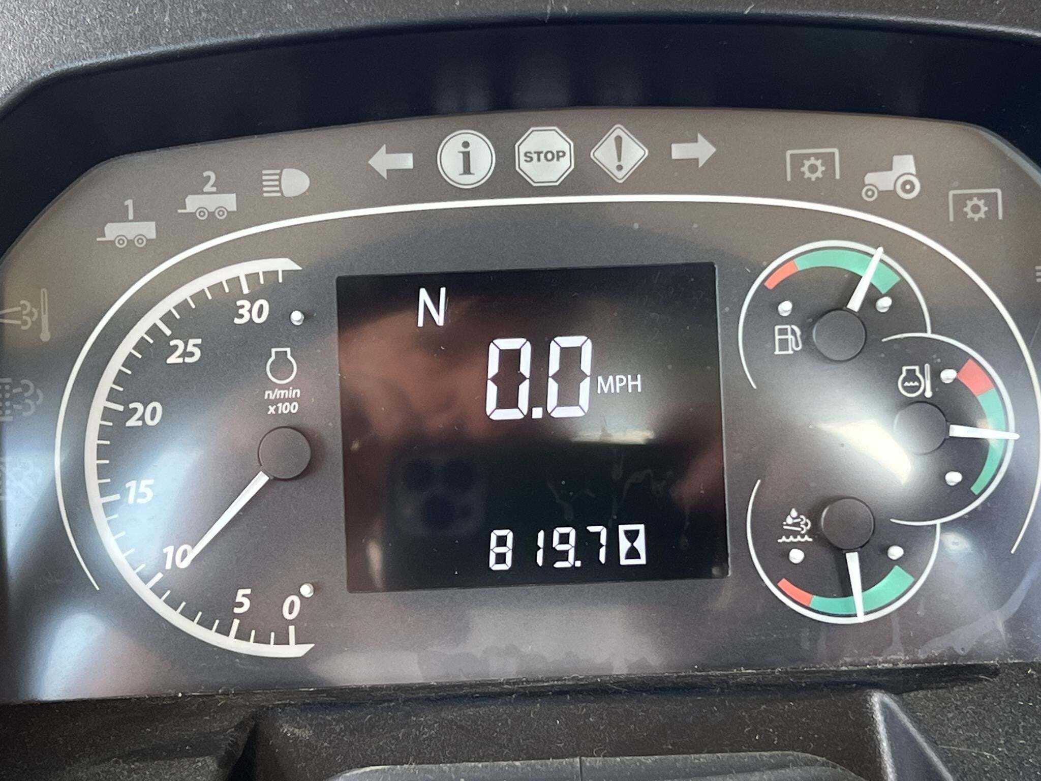 2017 John Deere 6105E Tractor