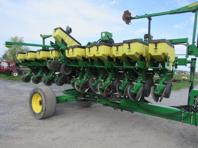 2016 John Deere DB20 Planter