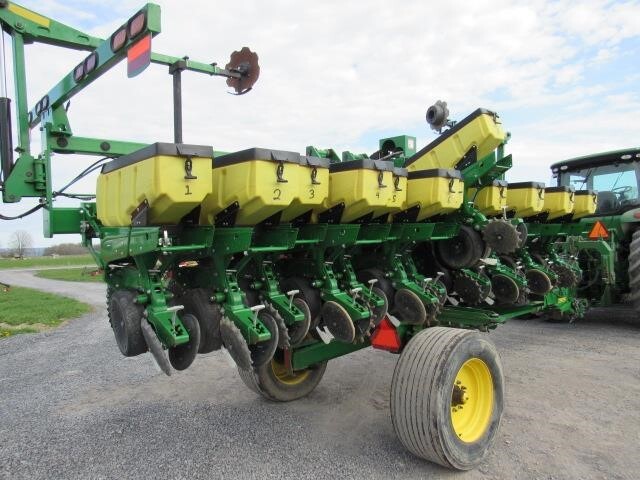 2016 John Deere DB20 Planter