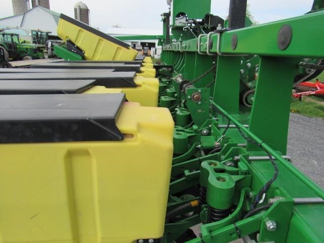 2016 John Deere DB20 Planter