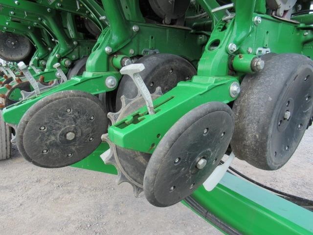 2016 John Deere DB20 Planter