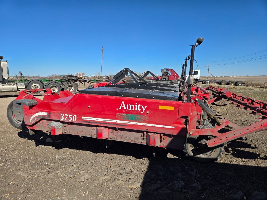 2015 Amity 3750 Beet Equipment