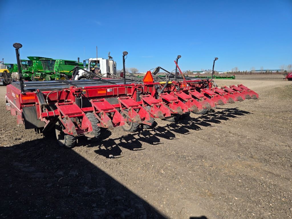 2015 Amity 3750 Beet Equipment