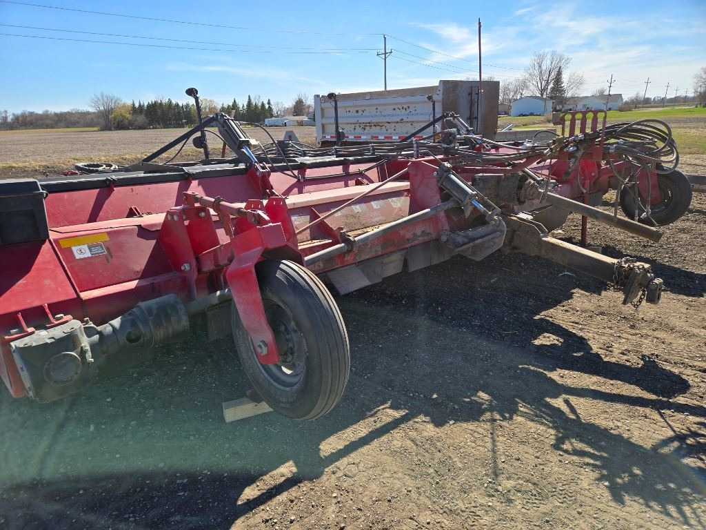 2015 Amity 3750 Beet Equipment