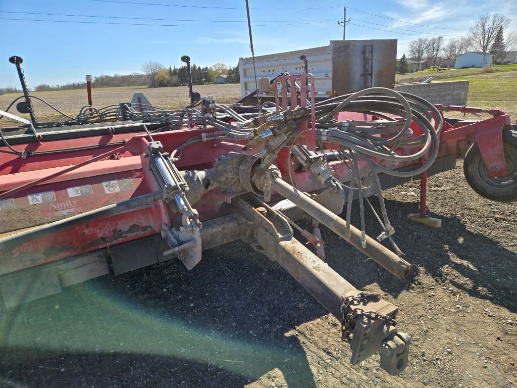 2015 Amity 3750 Beet Equipment