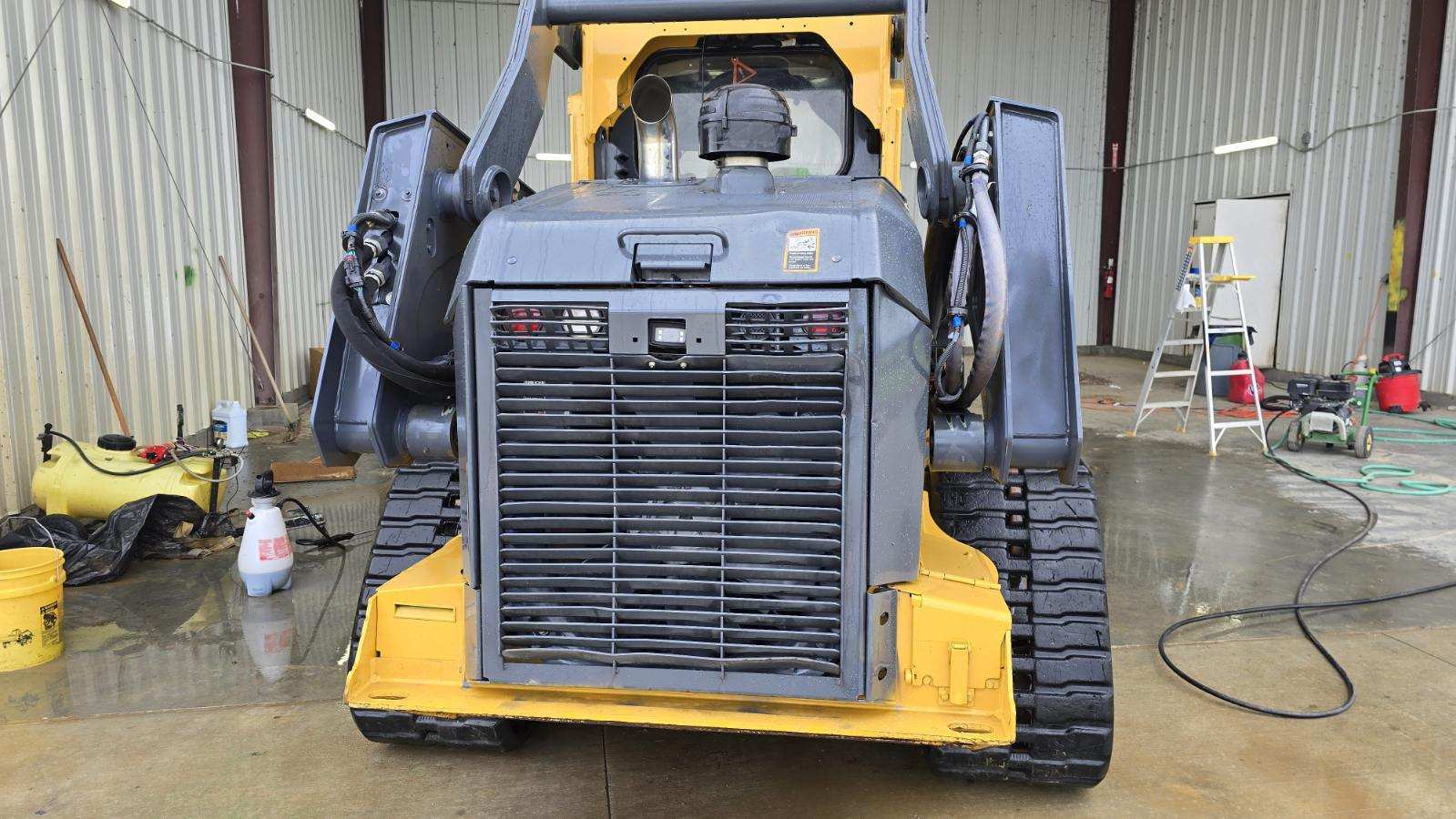 2022 Deere 333G Skid Steer