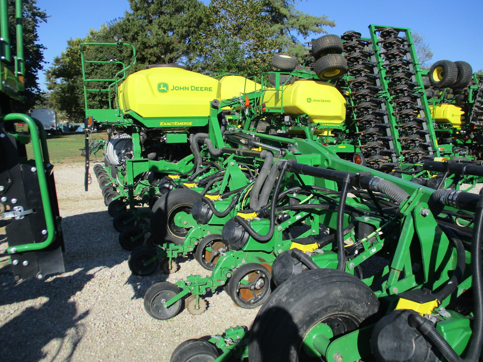 2023 John Deere DR18 Planter