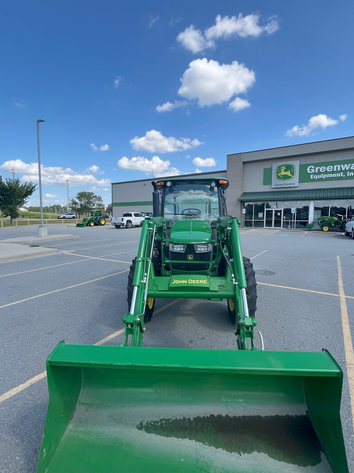 2024 John Deere 5075E Tractor