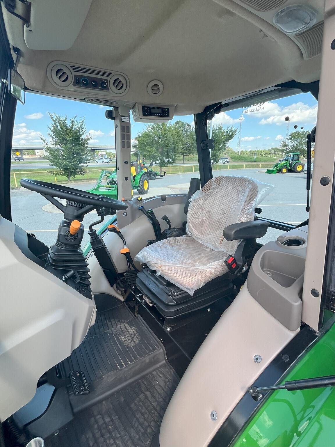 2024 John Deere 5075E Tractor