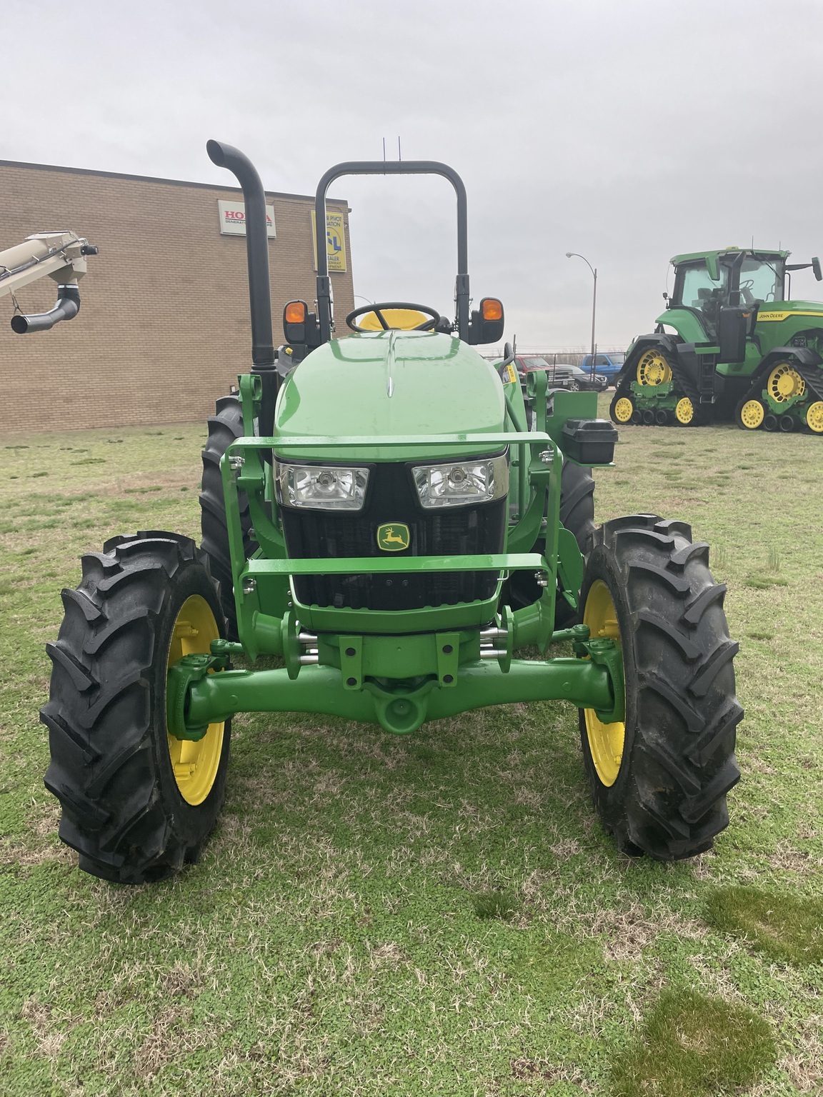 2025 John Deere 5075E Tractor