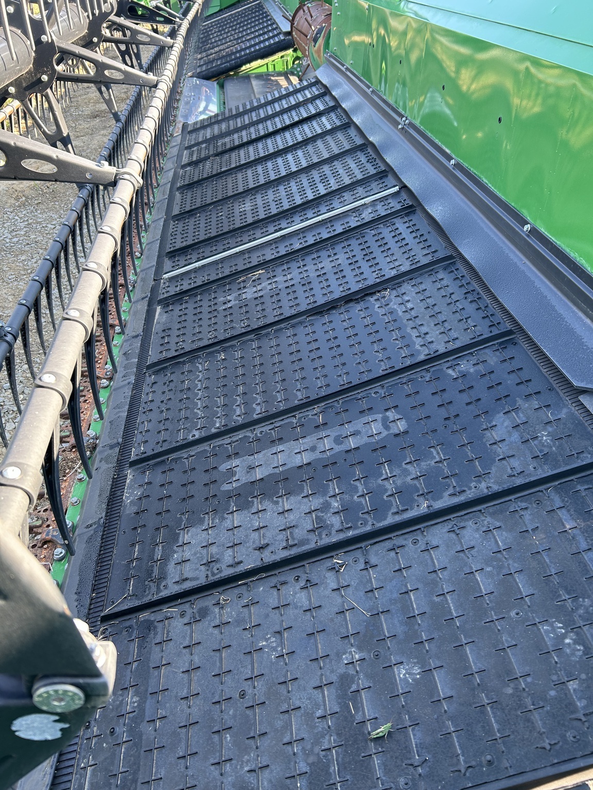 2024 John Deere HD35R Platform