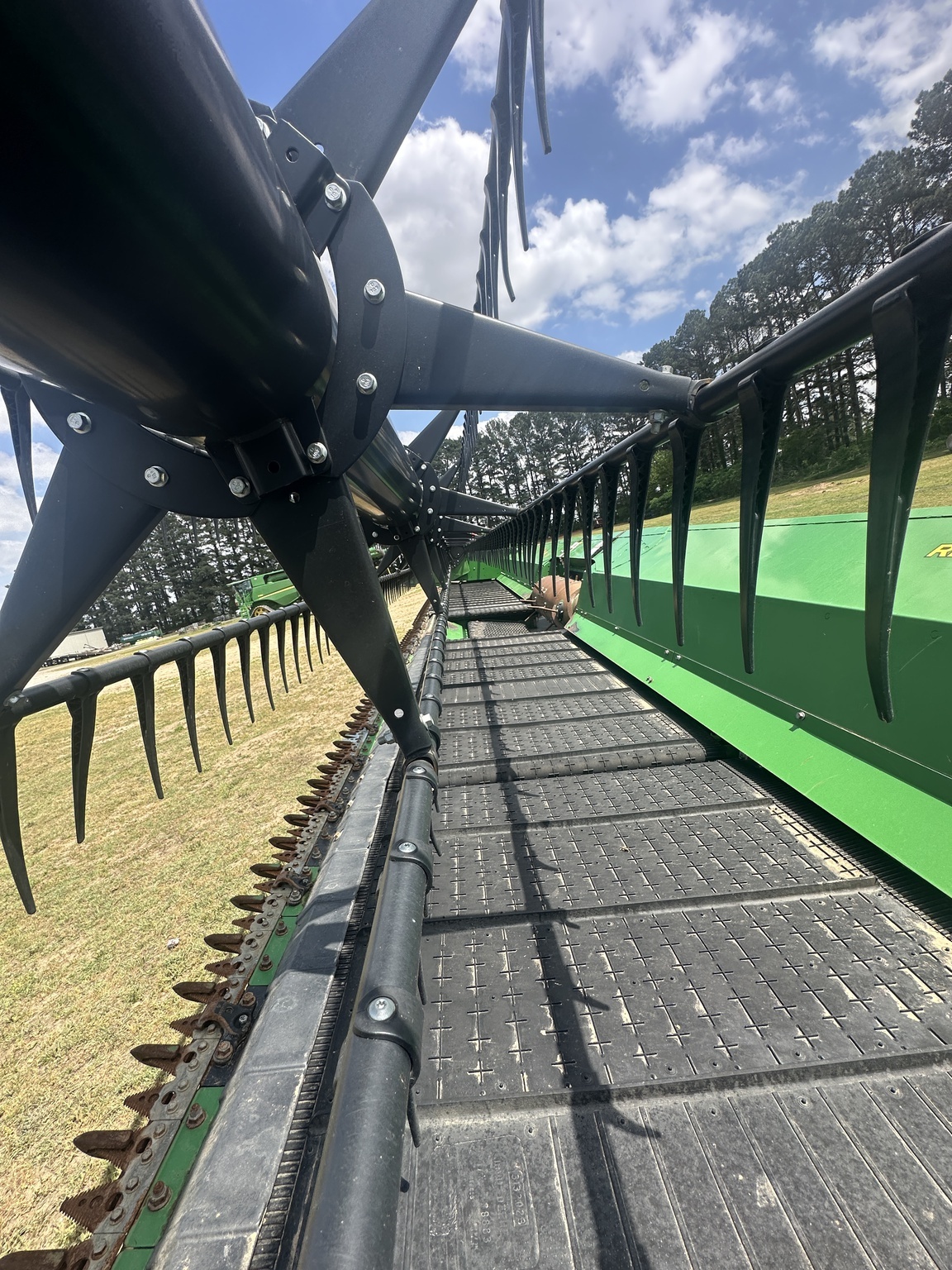 2024 John Deere HD35F Platform
