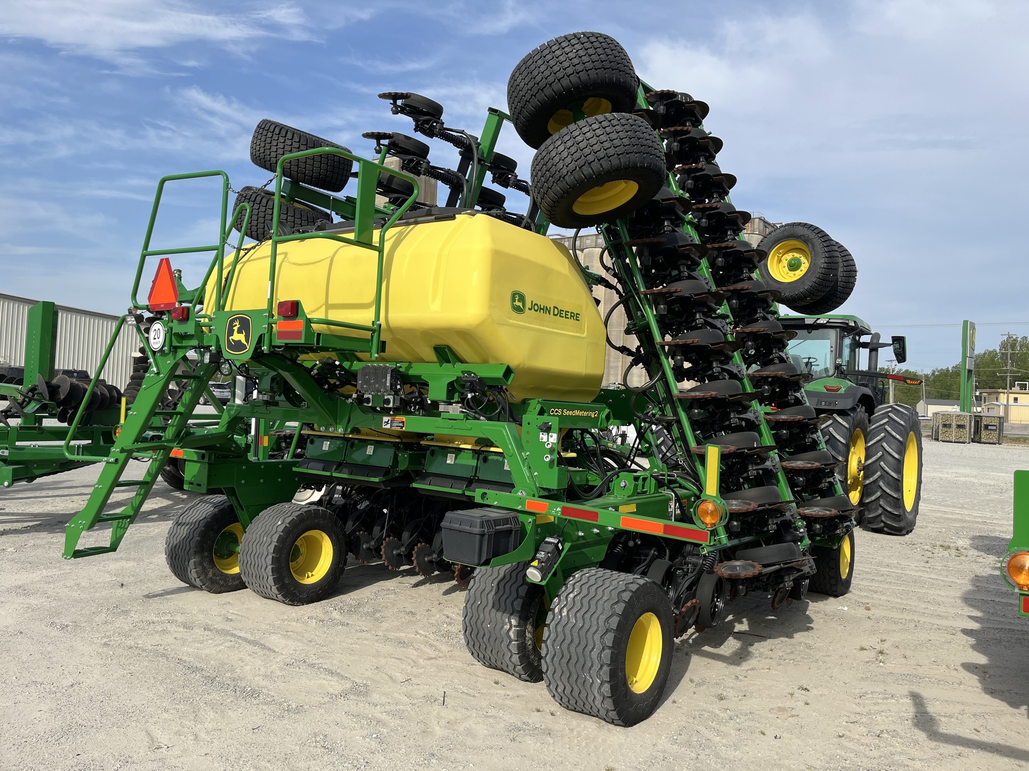 2023 John Deere N542C Air Seeder
