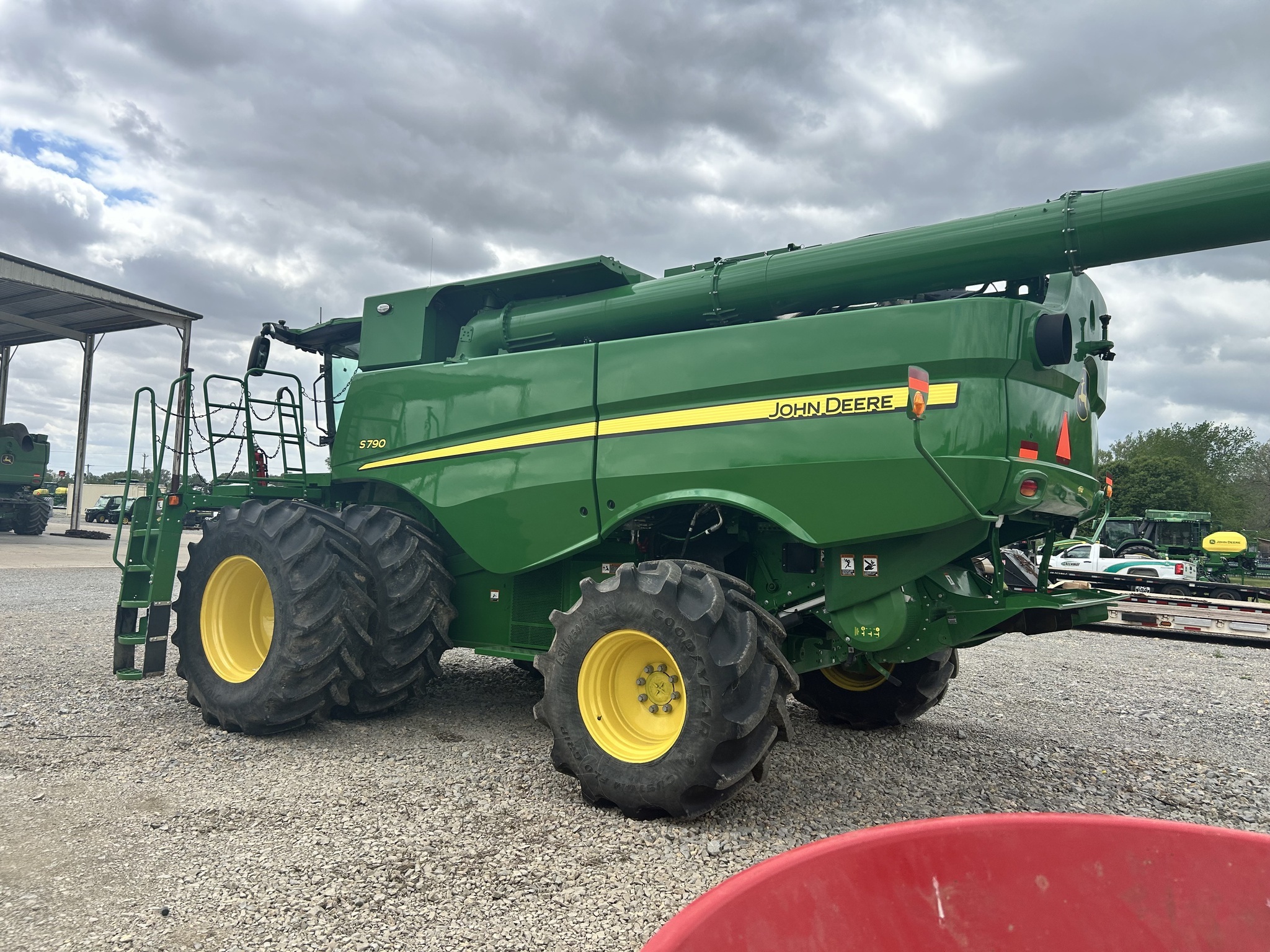 2023 John Deere S790 Combine