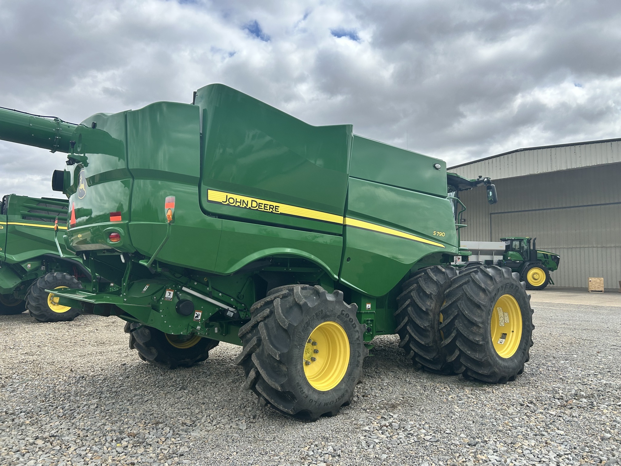2023 John Deere S790 Combine