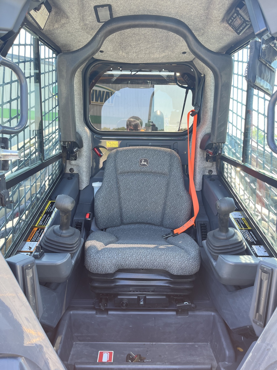 2023 Deere 331G Skid Steer