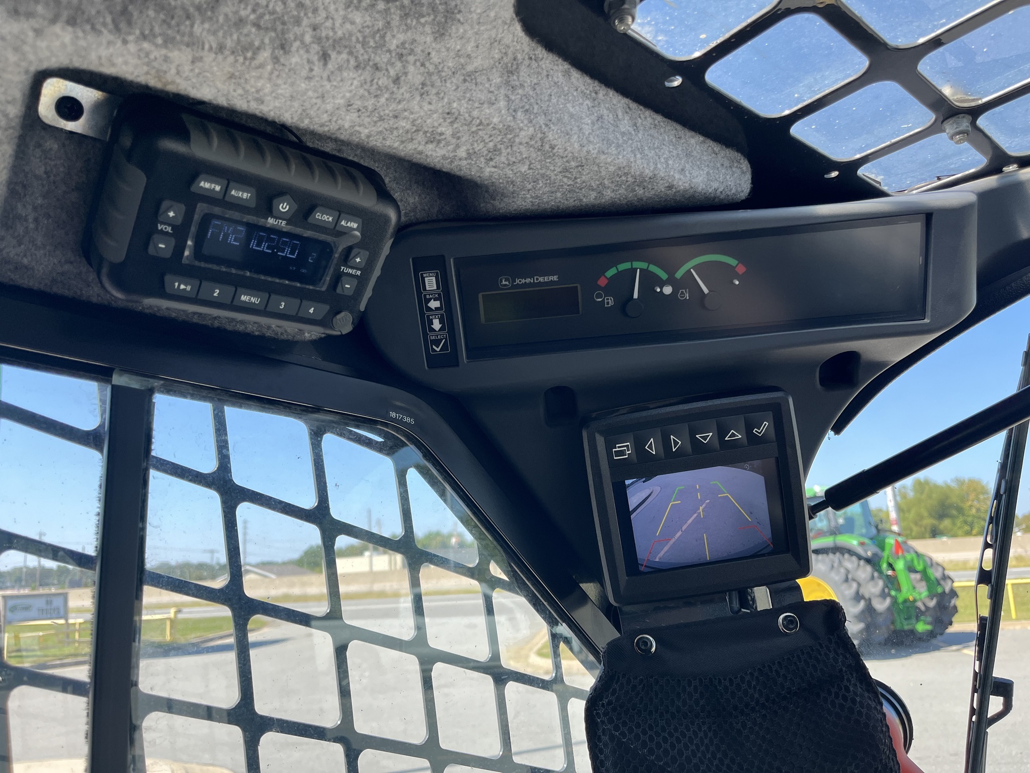 2023 Deere 331G Skid Steer