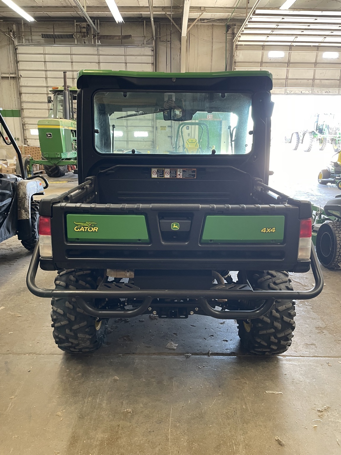 2022 John Deere XUV835R ATVs and Utility Vehicle