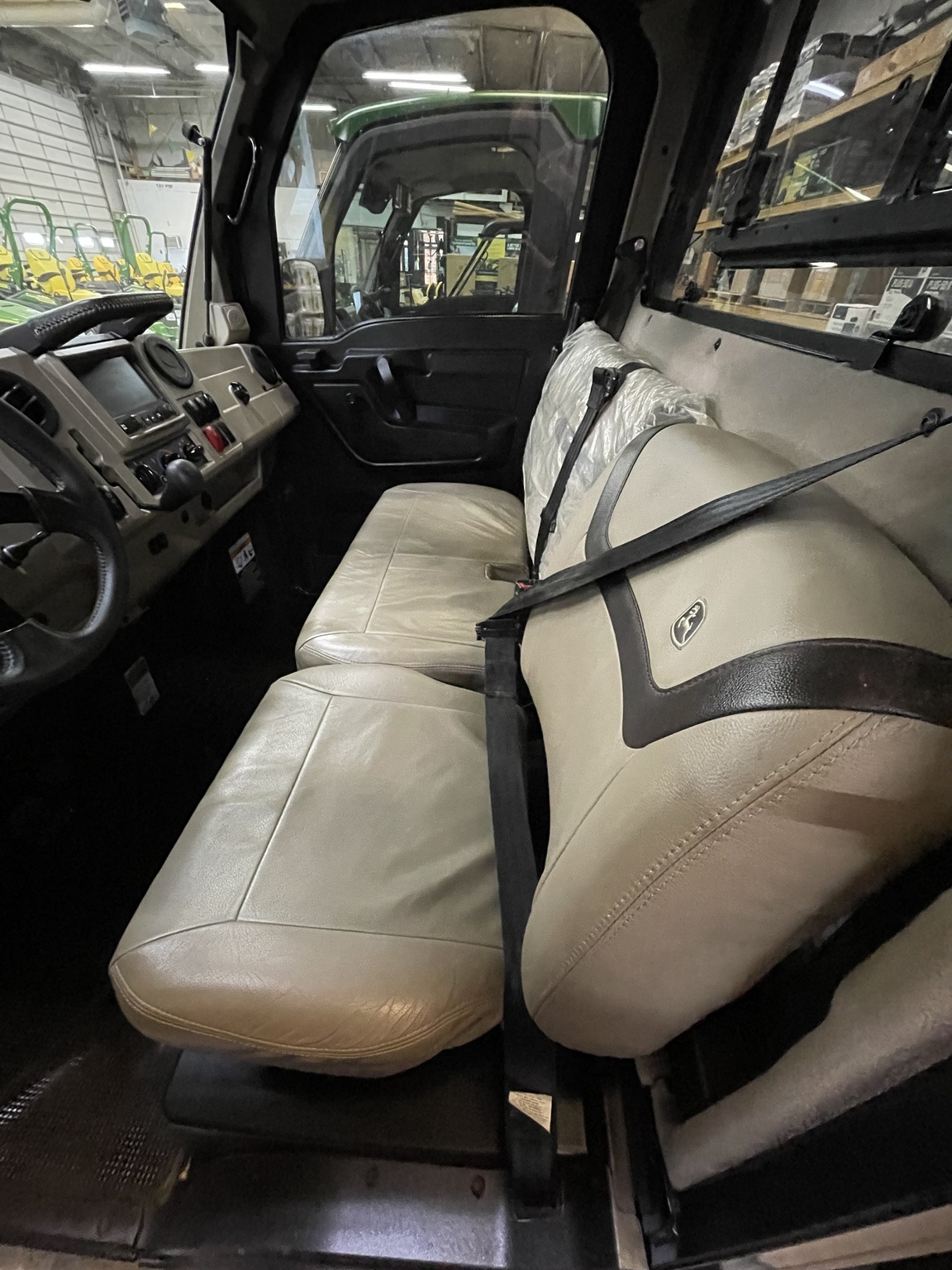 2024 John Deere XUV835R ATVs and Utility Vehicle