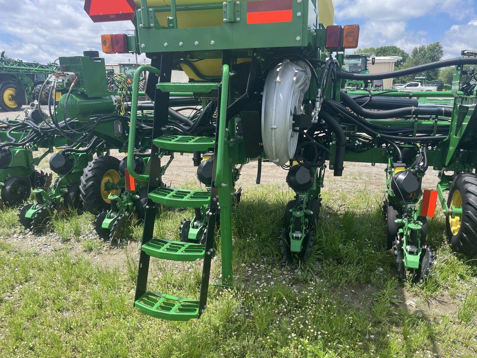 2024 John Deere 1725 CCS Planter