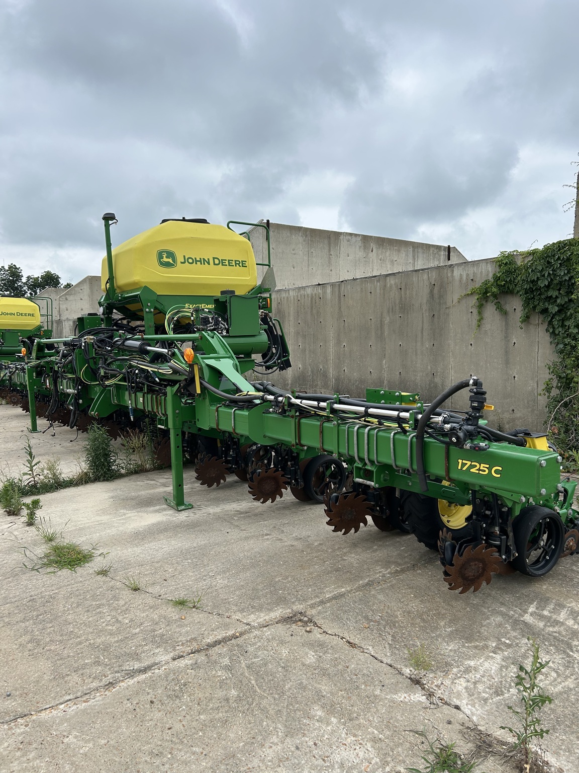 2024 John Deere 1725 CCS Planter