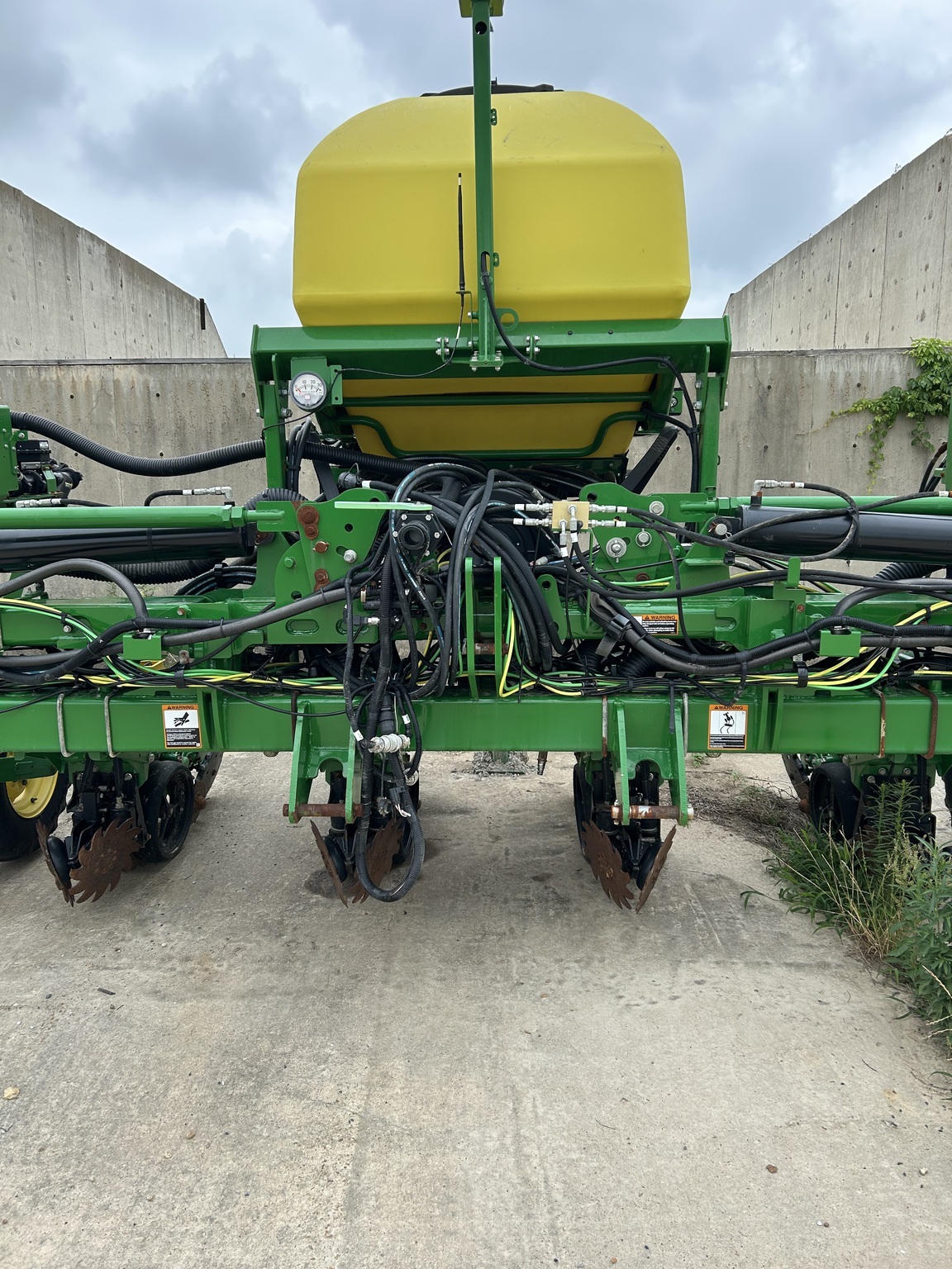 2024 John Deere 1725 CCS Planter
