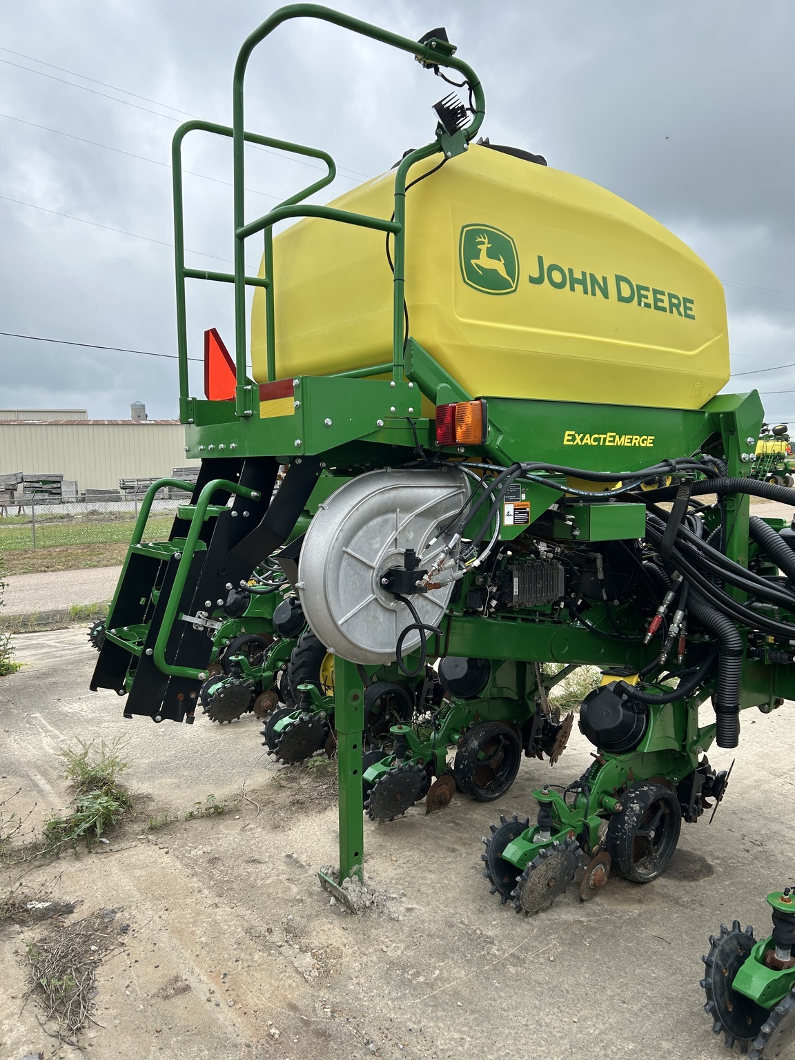 2024 John Deere 1725 CCS Planter