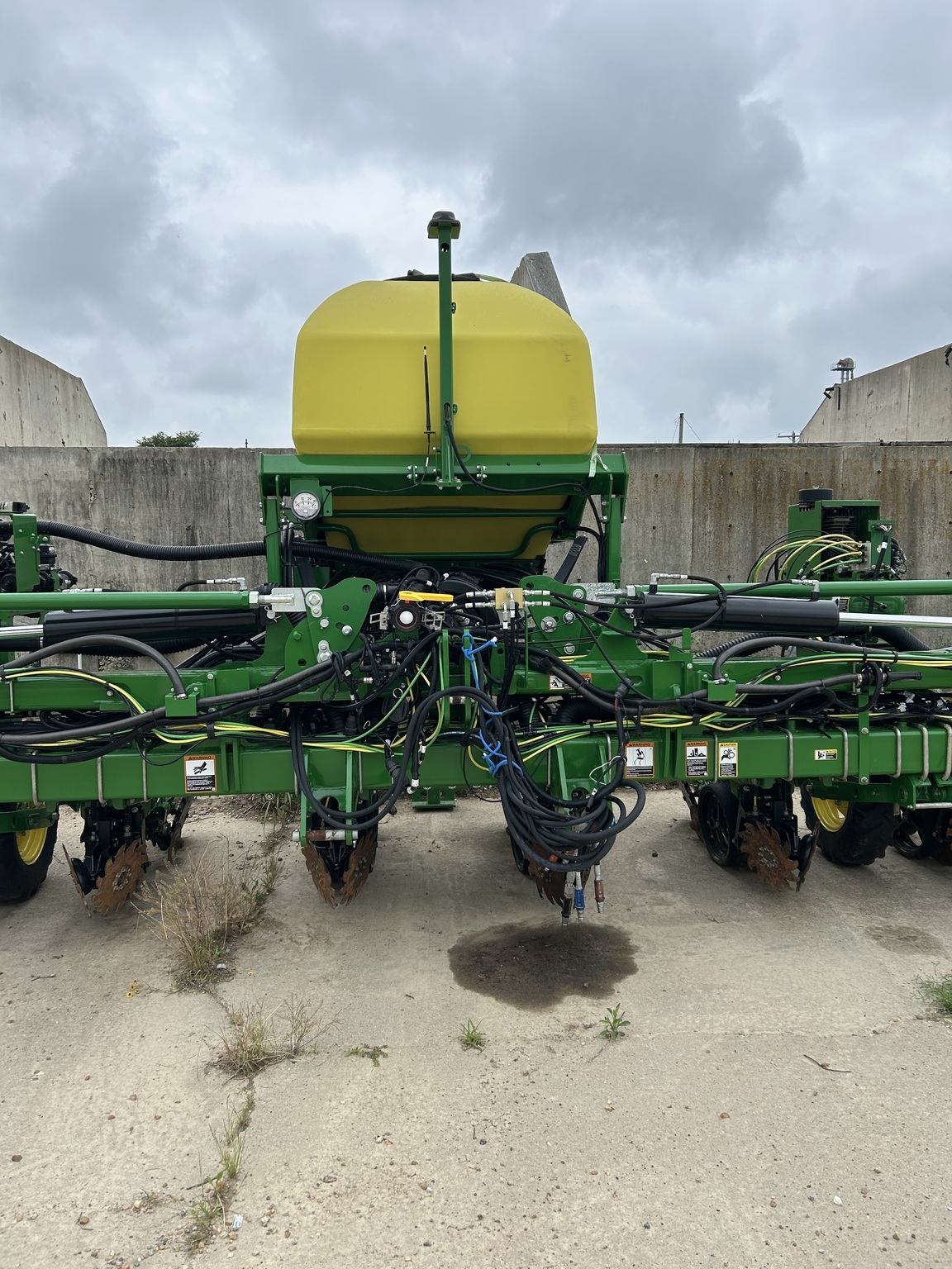 2024 John Deere 1725 CCS Planter