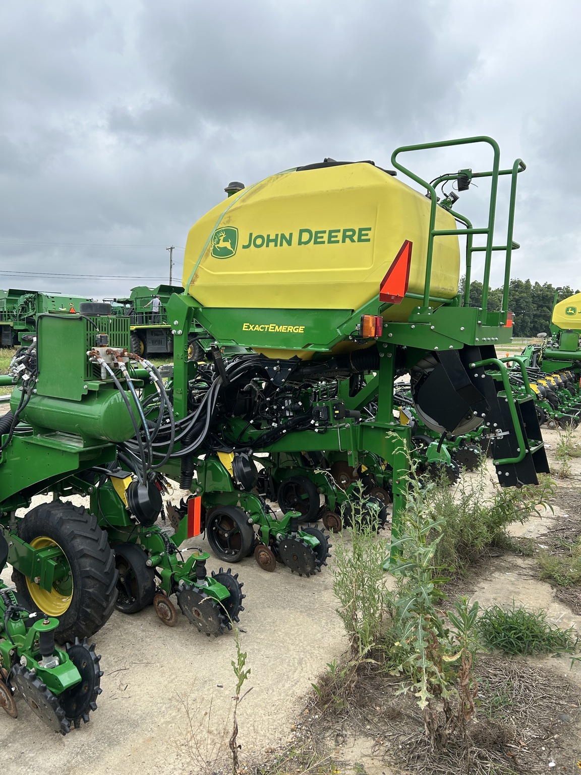 2024 John Deere 1725 CCS Planter