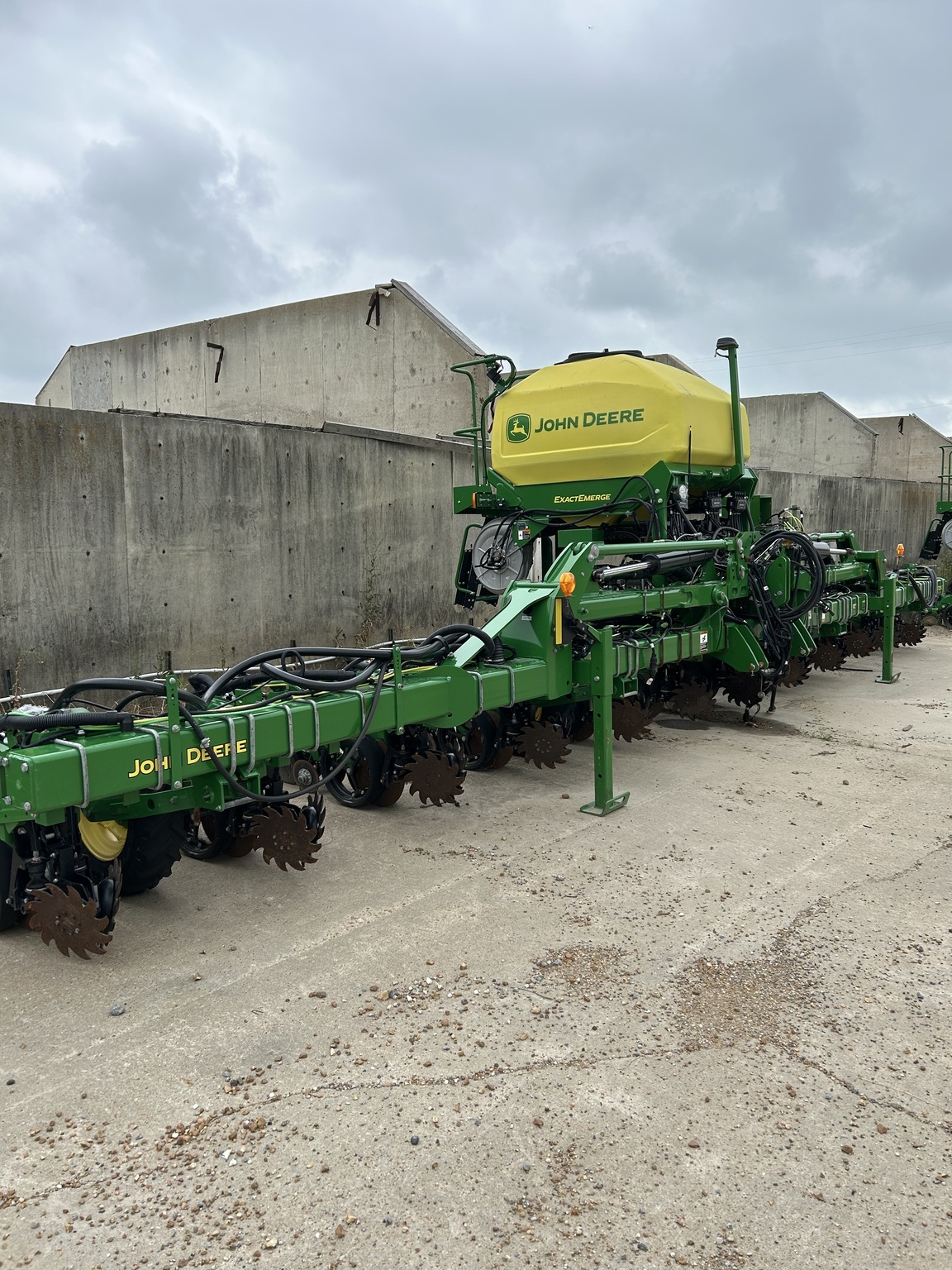 2023 John Deere 1725 CCS Planter