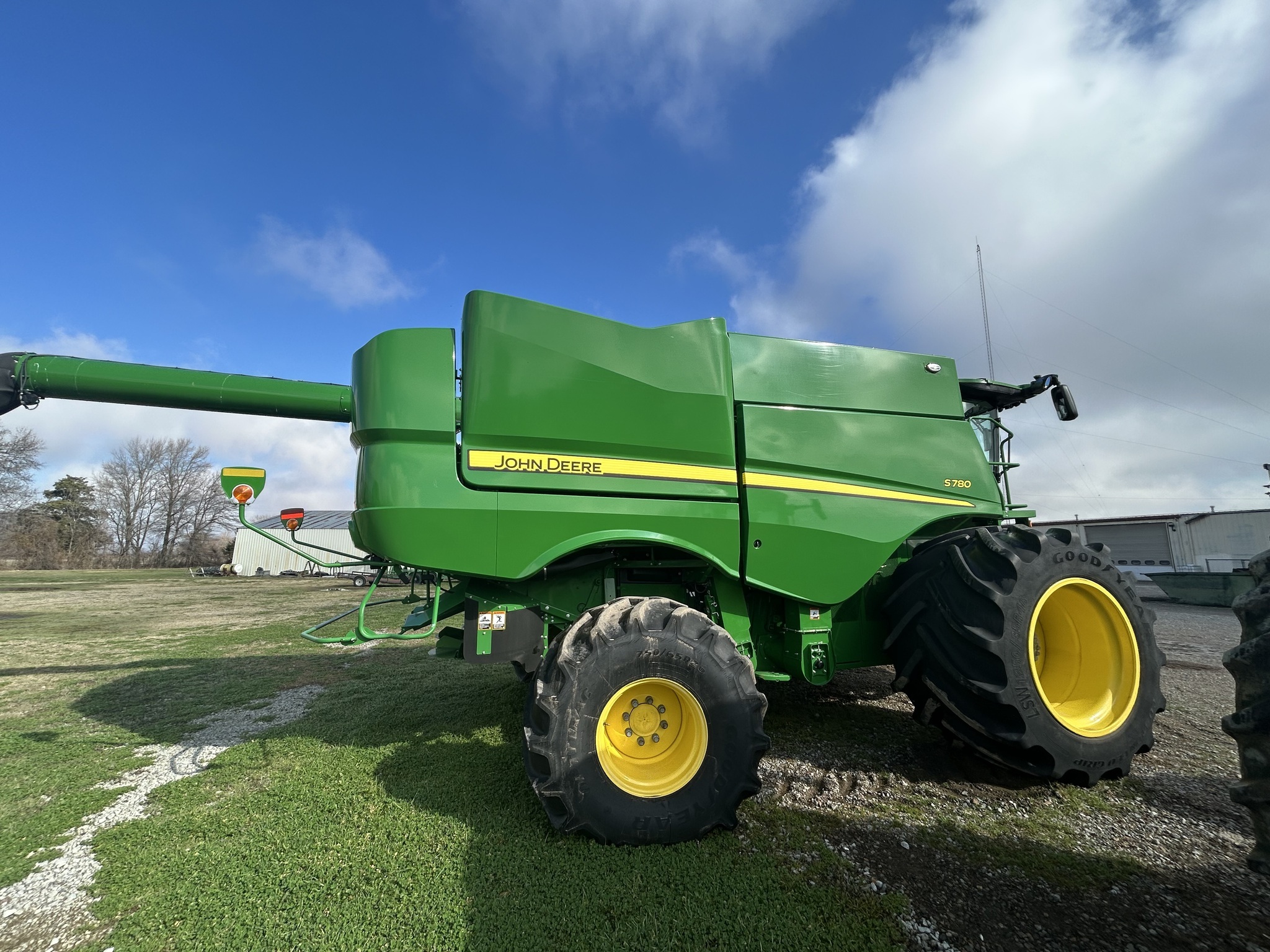 2024 John Deere S780 Combine
