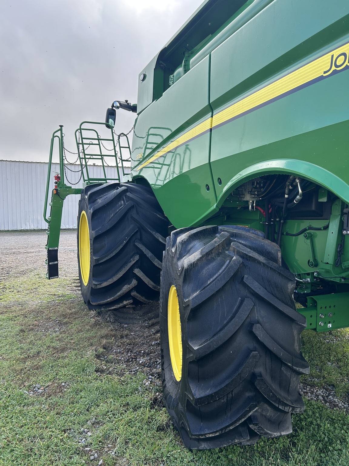 2024 John Deere S780 Combine