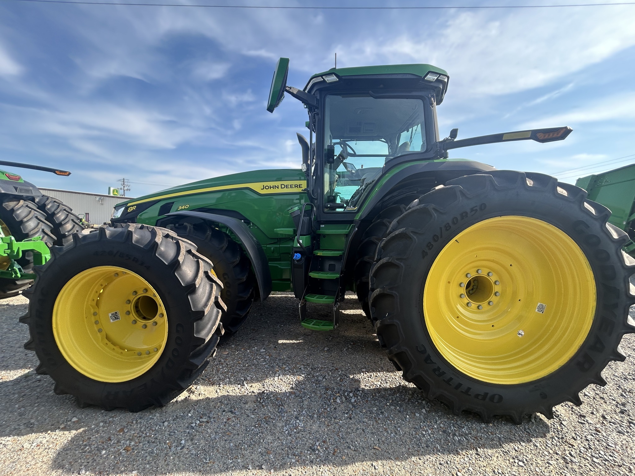 2023 John Deere 8R 340 Tractor